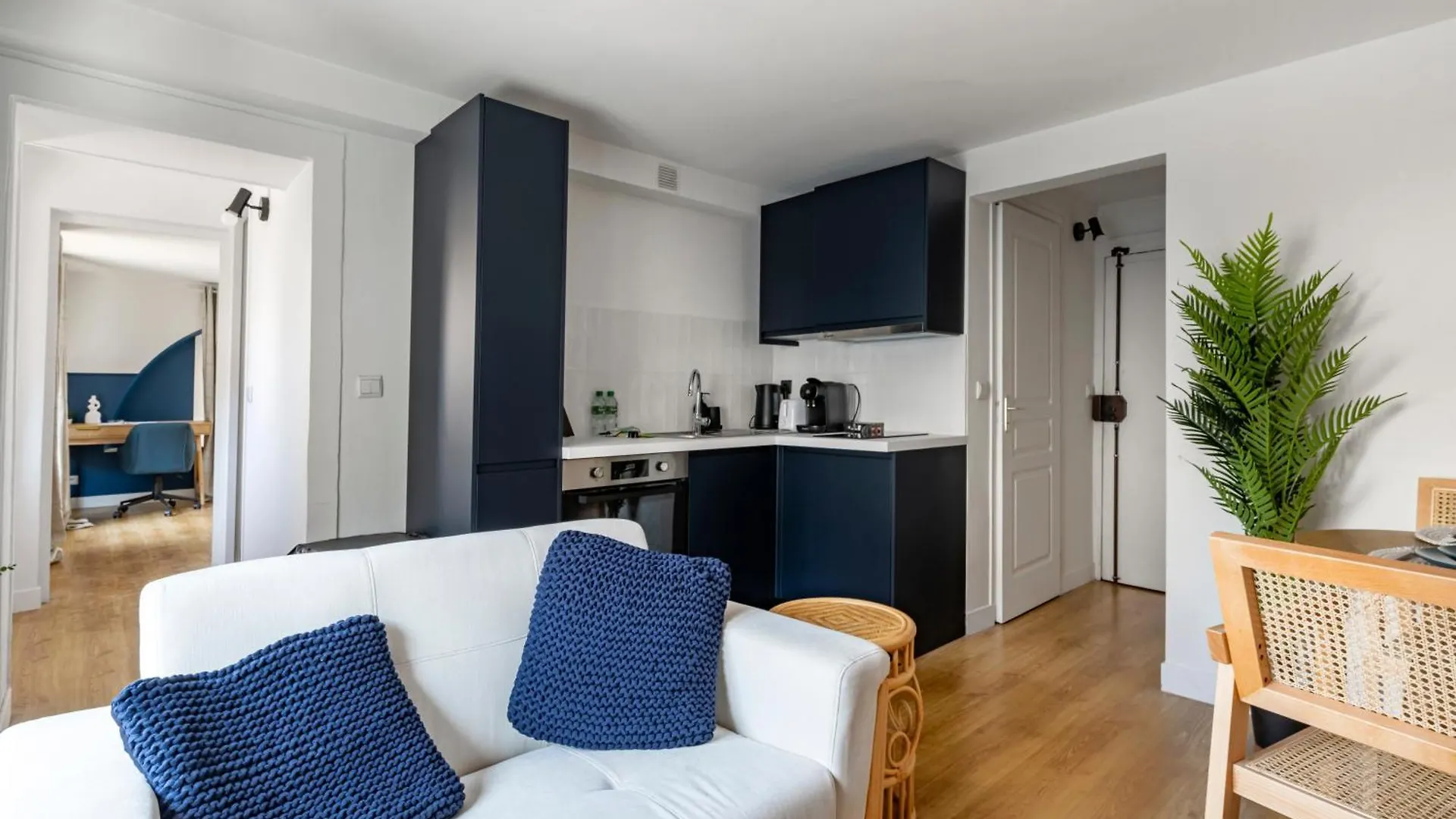 Apartment Close To Center Of Paris I Fully Equipped